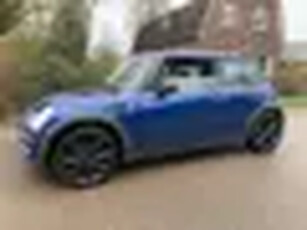 MINI Mini 1.6 One Salt Onderhoudsboekjes aanwezig