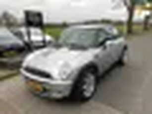 Mini Mini 1.6 One,AIRCO,ELEKT PAKKET,CRUISE,HALF LEDEREN BEKLEDING,MET APK