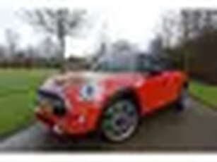 MINI Mini 2.0 Cooper S Chili John Cooper Works Edition NL Auto LED Stoelverwarming Camera