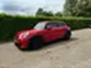 Mini Mini 2.0 Cooper S Essential Automaat 5drs Sport interieur