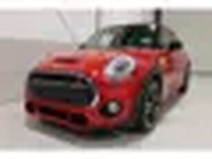 MINI Mini 2.0 Cooper S Pepper JCW merkdealeronderhouden