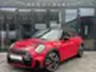 MINI Mini 2.0 John Cooper Works AUT PANO / APPLE CARPLAY VOL VOL