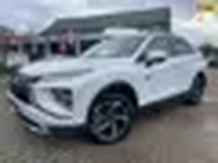 Mitsubishi Eclipse Cross 2.4 PHEV Intense+ Automaat *trekhaak + half leder + navi + camera*