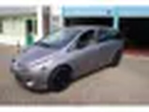 Mitsubishi Grandis 2.4-16V Intense 6p.