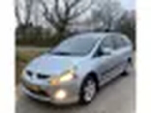 Mitsubishi Grandis 2.4-16V Intense (bj 2006)