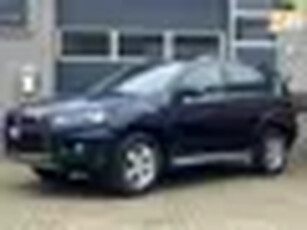 Mitsubishi Outlander 2.0 Automaat invalide besturing Hand gas , handrem1 ste eigenaar