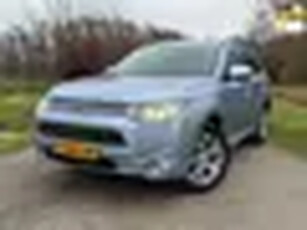 Mitsubishi Outlander 2.0 PHEV Exe Edit / Airco / Navigatie / Automaat / Camera / Half Leder / Trekha