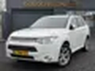 Mitsubishi Outlander 2.0 PHEV Instyle 2e Eigenaar,Navi,Camera,Trekhaak,Pano,Cruise,Clima,Leder,Deale