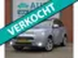 Mitsubishi Outlander 2.0 PHEV Instyle+, 4WD, 1e Eig, Trekhaak, Open dak, Lage km.