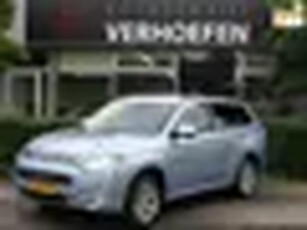 Mitsubishi Outlander 2.0 PHEV Instyle - PANORAMADAK - XENON - CRUISE/CLIMATE CONTR - NAVIGATIE - LED