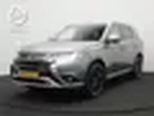 Mitsubishi Outlander 2.4 Intense Plug in Hybrid 225pk PHEV Alcantara Sportstoelen Apple Carplay