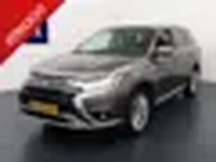 Mitsubishi Outlander 2.4 PHEV Intense+ ELEK STOEL AFN. TREKHAAK CAMERA RIJKLAAPRIJS INCL. 12 MAAN