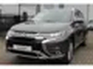 Mitsubishi Outlander 2.4 PHEV Intense Leer Xenon Trekhaak Nieuwstaat!!