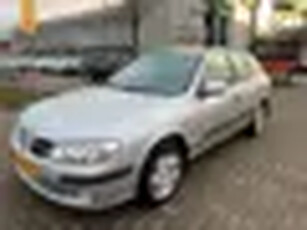 Nissan Almera 1.5 Sport Edition - AIRCO - 5 DEURS - TREKHAAK !