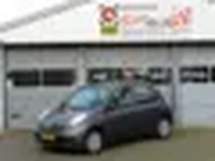 Nissan Micra 1.2 4 Cilinder Visia 5Deurs Radio/CD Metallic lak