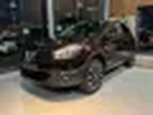 Nissan QASHQAI 1.6 Connect Edition Pano, Trekhaak, Navi, camera