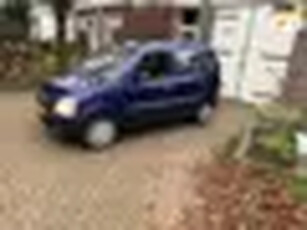 Opel Agila 1.2-16V Comfort Ruime Apk! nieuw apk mogelijk!