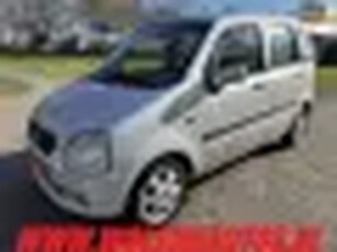 Opel Agila 1.2-16V Elegance