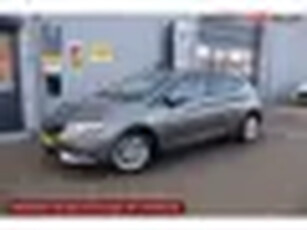 Opel Astra 1.2 Business Edition Trekhaak Navi PDC Carplay NAP BTW NL-Auto Multi Functi