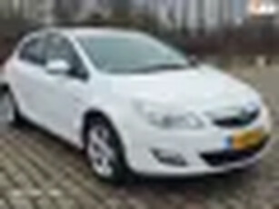 Opel Astra 1.4 Cosmo 2e eigenaar airco cruis control cv op afs