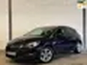 Opel Astra 1.4 Turbo NaviCruiseCarplayPDCDealer Onderhouden !!