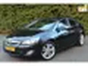 Opel Astra 1.4 Turbo Sport 140PK Airco PDC Trekhaak LMV Cruise Control NAVI