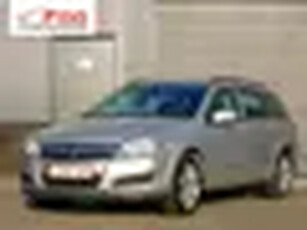 Opel Astra 1.7 CDTi Business , BELGISCH KENTEKEN ! CLIMA! ZOMER + WINTERSET! LM VELGEN! TREKHAAK!