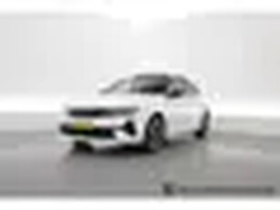 Opel Astra Electric Ultimate 54 kWh Pano 360cam Stoel- Stuurverw. Navi Adapt. Cruise App