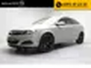 Opel Astra GTC 1.6 Cosmo Climate / Cruise / Radio / Armsteun voor