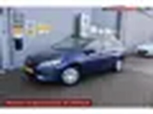 Opel Astra Sports Tourer 1.2 Business Edition 130PK Parkeersensoren Achter Camera Navi Trekha