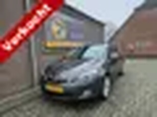 Opel Astra Sports Tourer 1.6 Turbo Cosmo (bj 2011)