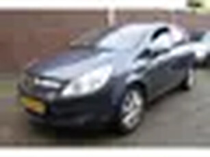 Opel Corsa 1.2-16V Cosmo, Airco, Cruise Control, LM Velgen, Getinte ramen. 2 sleutels, Trekhaak