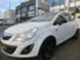 Opel Corsa 1.4-16V Color Edition airco lmv zeer sportief uiterlijk !