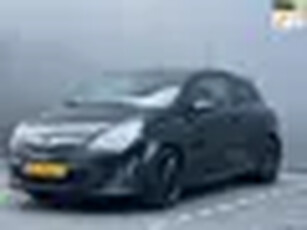 Opel Corsa 1.4-16V OPC Line Stuurverwarming 17 inch Parkeersensoren Bluethooth