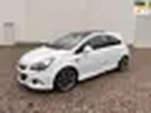 Opel Corsa 1.6-16V Turbo OPC 190PK