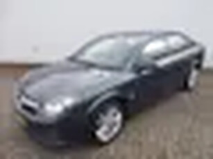 Opel Vectra GTS 2.2-16V Sport ( APK 24-08-2025 ) (bj 2007)