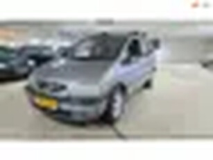 Opel Zafira 2.2-16V Elegance zeer netjes