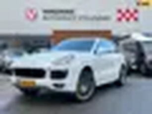 Porsche Cayenne 3.0 S E-HybridElektrische TrekhaakSport ChronoPanoBoseLuchtveringDealer Onderh