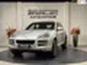 Porsche Cayenne 4.8 S Youngtimer Pano