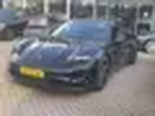 Porsche Taycan Performance 84 kWh / Panoramadak / 360Camera / Leder / 20'' / Luchtvering / Sportchro