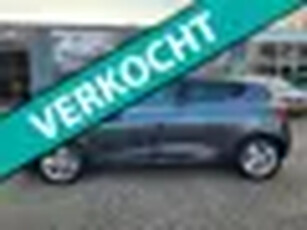 Renault Clio 0.9 TCe Limited 99.985 Kilometer n.a.p - Airco - Cruise control - Navigatie - Bluetooth