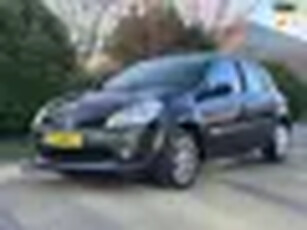 Renault Clio 1.2-16V Special Rip Curl 5DR*Cruise*Airco*Trekhaak*LM velgen*NAP*Nieuwe APK*