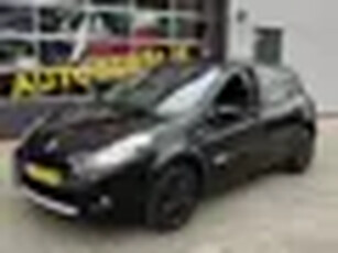 Renault Clio 1.2 Black Collection 5Drs - Navigatie I Airco I Comfort pakket I Dealer onderhouden