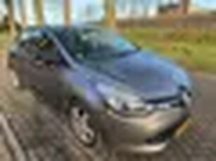 Renault Clio 1.2 Dynamique 2014 Automaat Airco New Apk