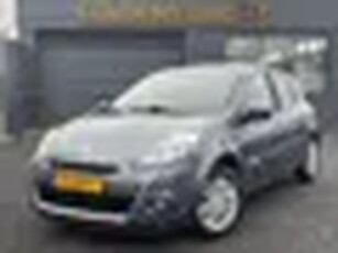 Renault Clio 1.2 TCe Collection 2e Eigenaar,Navi,Airco,Cruise,Trekhaak,5 Deuren,LM Velgen,N.A.P,APK