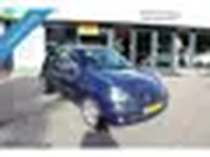 Renault Clio 1.4-16V Dynamique Basis (bj 2004)