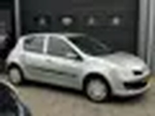 Renault Clio 1.5 dCi Rip Curl - Airco - 5 Deurs - Diesel -