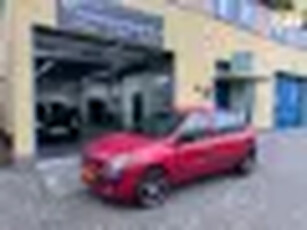 Renault Clio 1.6-16V Dynamique Luxe Automaat 5Drs Nw Apk Nap