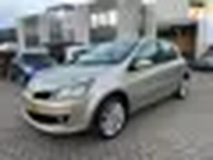 Renault Clio 1.6-16V Initiale Automaat Leder Nap