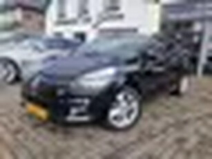 Renault Clio Estate 0.9 TCe Limited, Navigatie,Parkeersensoren,L.M.Velgen,Cruise control,Airco